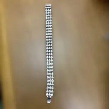 크리스탈 장식 실버 팔찌