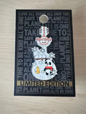 하드 록 카페 우에노 한정판 HOLIDAY PIN