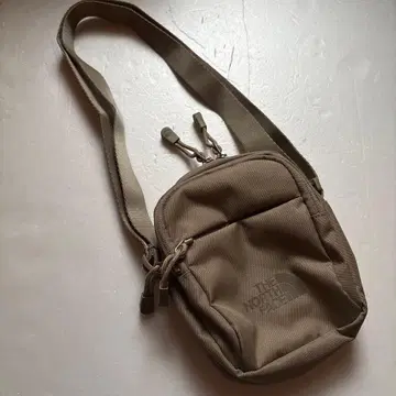 미사용품 THE NORTH FACE 베이지 미니 숄더백