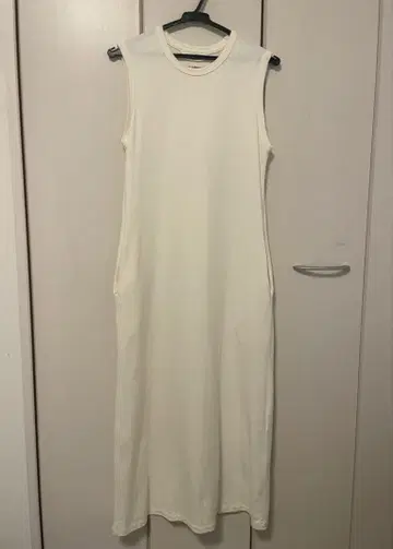 beautiful people 슬리브리스 롱 원피스