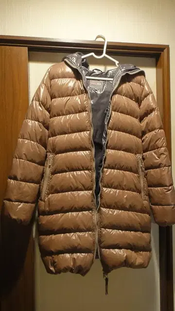 DUVETICA 브라운 다운 자켓 사이즈 40