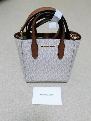 미사용 새상품 마이클코어스 숄더백