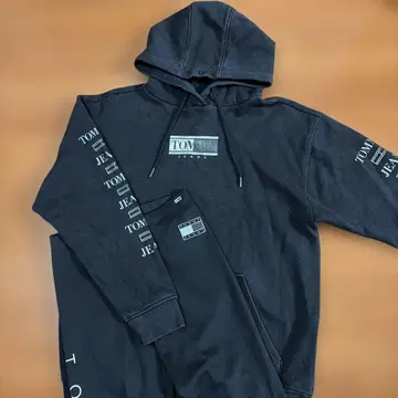 TOMMY JEANS 블랙 후드티 레깅스