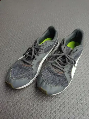 [ 개인물품 미니멀리스트 ] Puma 러닝화 그레이/라임 27.5cm