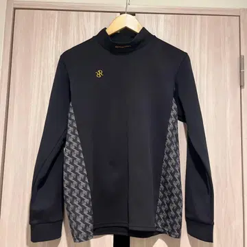 레자렉션 블랙 모크넥 트레이닝복 M