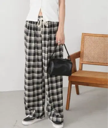 [ S ] 안티로자 홀리데이 체크 와이드 팬츠