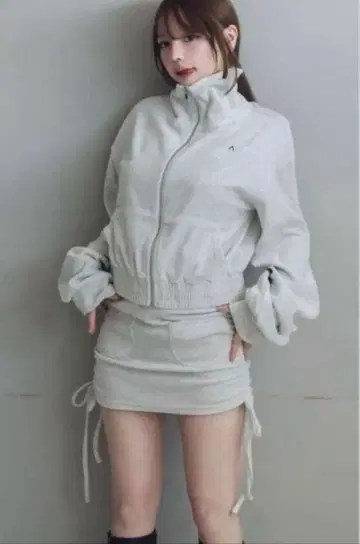 ANDMARY 하트 포인트 걸즈 세트업 그레이