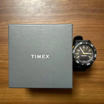 TIMEX 디지털 표시 아날로그 손목시계