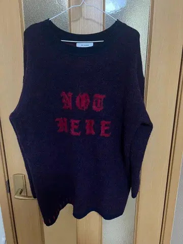 레이 캐신 다크 퍼플 니트