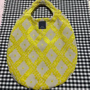 미나 페르호넨 에그 백 tahti