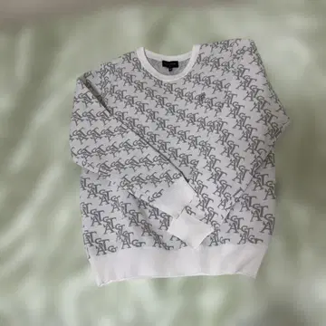 세인트 앤드류스 화이트 로고 프린트 스웨터