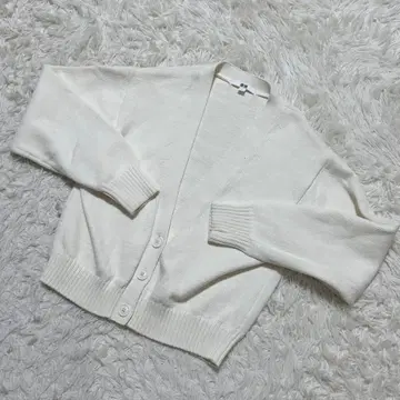 [ c7017 ] UNIQLO 가디건 화이트 긴팔
