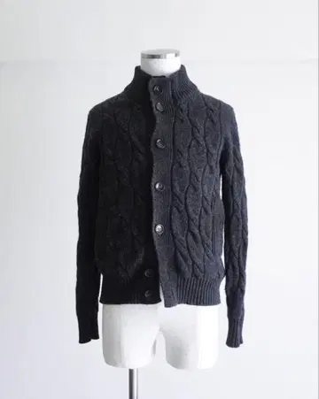 BAFY 로우 게이지 케이블 니트 차콜 그레이 가디건