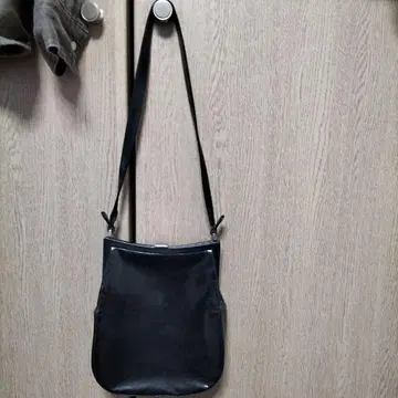 바니스뉴욕 숄더백