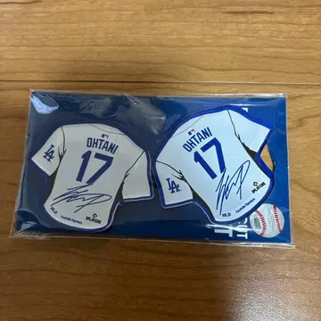 오타니 쇼헤이 T셔츠형 마그넷 2개 세트