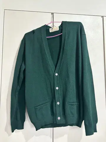 다크 그린 가디건 사이즈 4