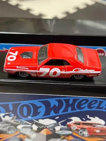 Hot Wheels 70 Challenger