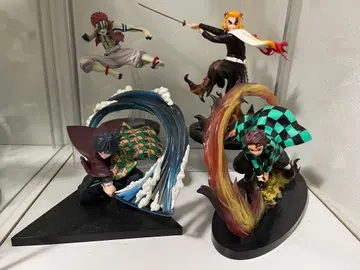 귀멸의 칼날 피규어 세트 탄지로 기유 쿄쥬로 아카자