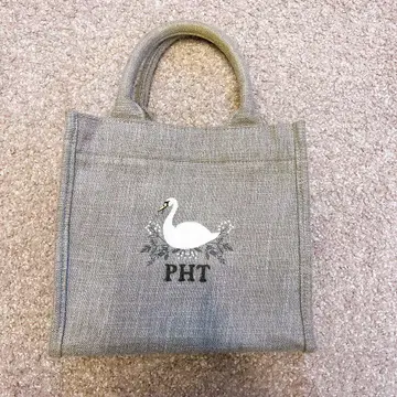 SEVEN TEN 팔라스 호텔 도쿄 스완 자수 토트백 그레이