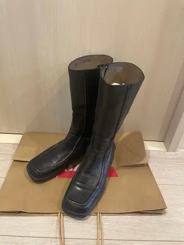 BALLY 블랙 가죽 롱 부츠