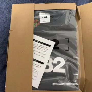 구치츠보 182 로고 티 / 스톤 그린 M 사이즈