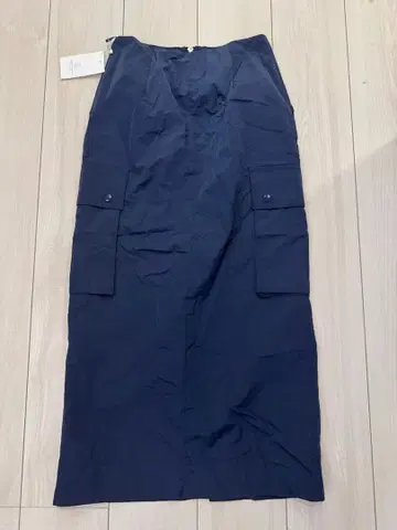 유나이티드 애로우즈 네이비 스커트