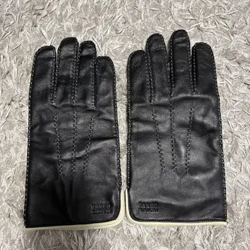 가죽 장갑 블랙 스티치 디자인