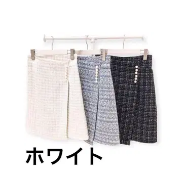 JUSGLITTY 펄 장식 미니 스커트 화이트