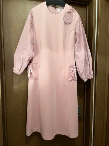 Super Beau 핑크 무릎 기장 원피스 하자품