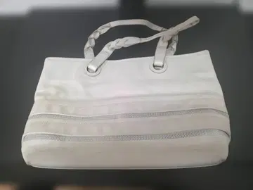 HANAe MORI 화이트 숄더백