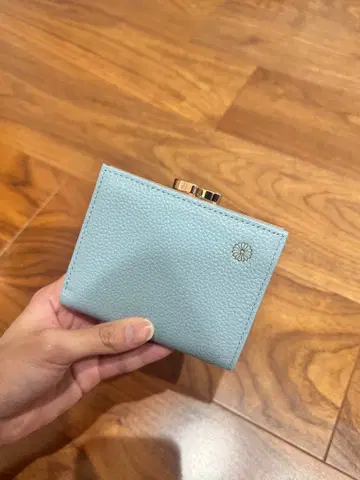 미사용 새상품! 황궁 지갑 라이트 블루 접이식 지갑