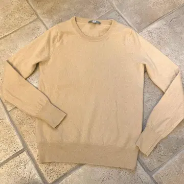 유니클로 캐시미어 크루넥 스웨터