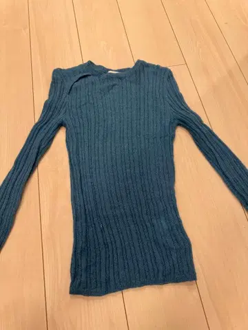 유나이티드 애로우즈 EMMEL REFINES 블루 리브 긴팔 스웨터