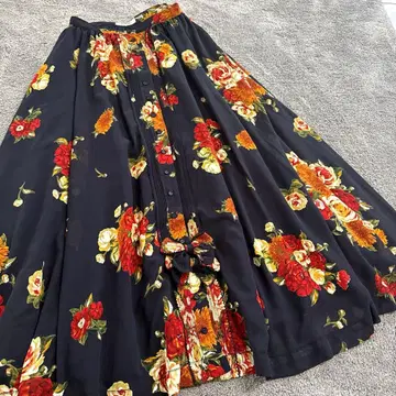 새상품급 INGEBORG 잉게보그 꽃무늬 롱 스커트 네이비 리본