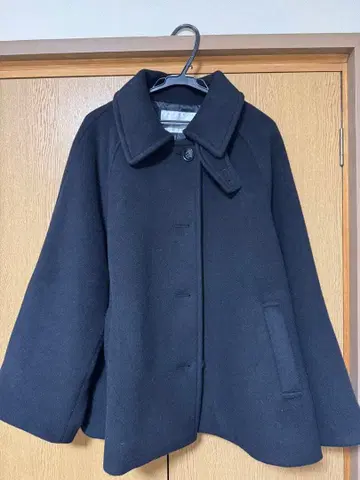 NATURAL BEAUTY BASIC 스텐칼라 하프 코트