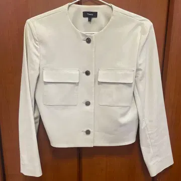 Theory 숏 기장 자켓