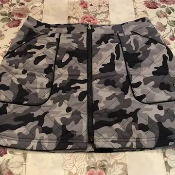 캘러웨이 그레이 카모플라쥬 퀼팅 스커트 M