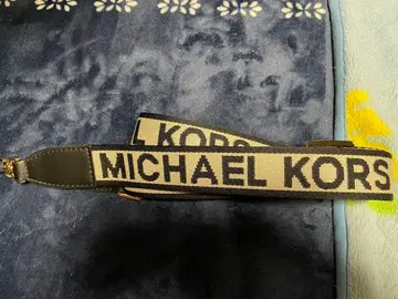 마이클코어스 숄더 스트랩