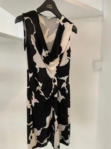 Diane von Furstenberg 슬리브리스 원피스 0