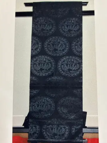 새상품 미사용 검은색 무늬 상복