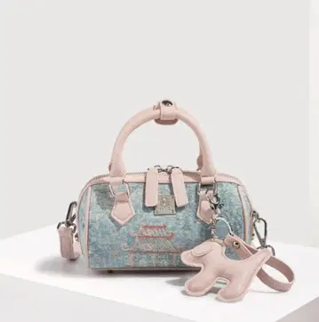 스카이블루와 핑크의 숄더백