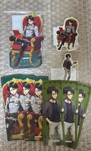 진격의 거인 리바이 애니메이트 병사장 생일 페어 9종 세트