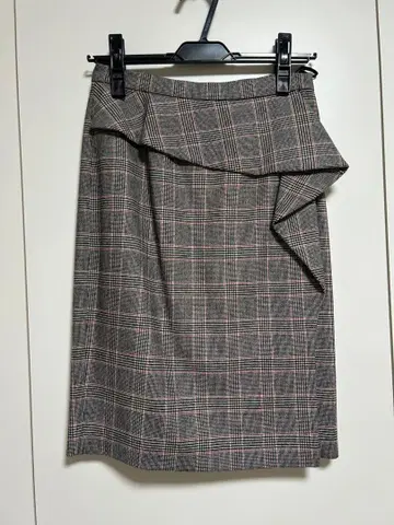 에스트네이션 체크 무늬 타이트 스커트