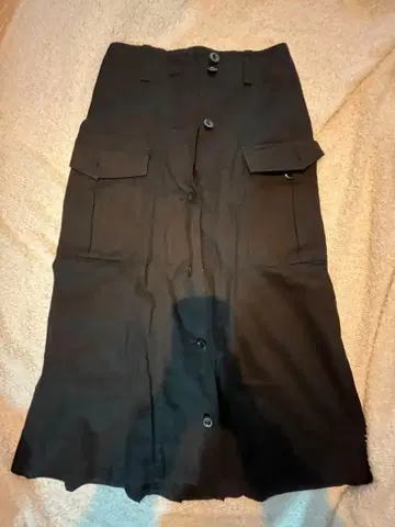 MHL. 블랙 타이트 스커트