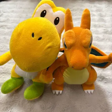 요시, 리자몽 봉제 인형