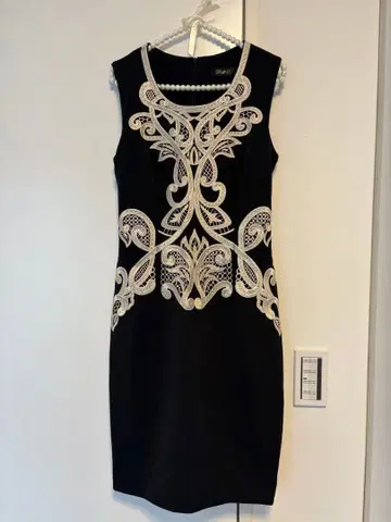 ERUKEI 자수 블랙 드레스 사이즈 2