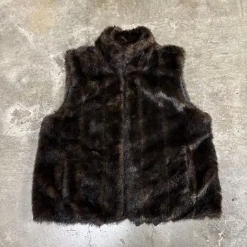 다크 브라운 퍼 베스트 집업