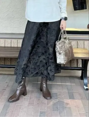 별 패턴 카모플라쥬 플레어 스커트 블랙 FREE