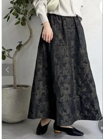 별 패턴 카모플라쥬 플레어 스커트 블랙 FREE