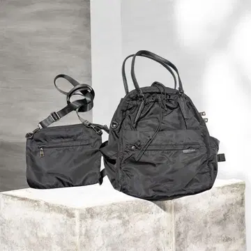 블랙 백팩 (숄더 파우치 포함)